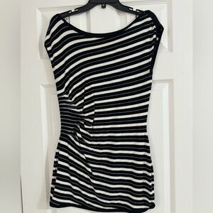 White House Black Market Tunic